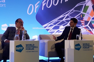 Mushtaq Al Waeli of the QFA and Khalifa Al Haroon of the Qatar Stars League